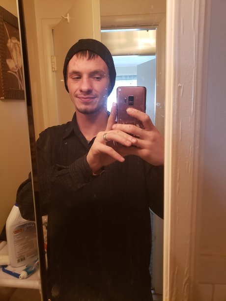 Photo nue de fuite OnlyFans de Josh