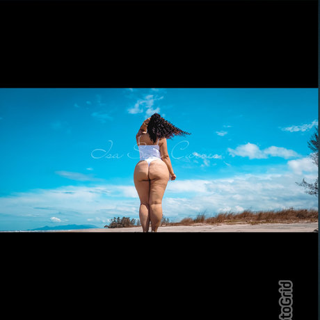 Photo nue de fuite OnlyFans de Isa Sexy Curves