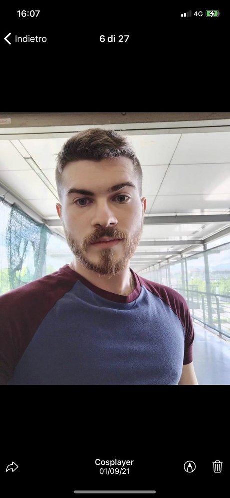 Photo nue de fuite OnlyFans de Hotredbeard