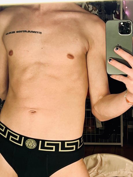Photo nue de fuite OnlyFans de Royalxl