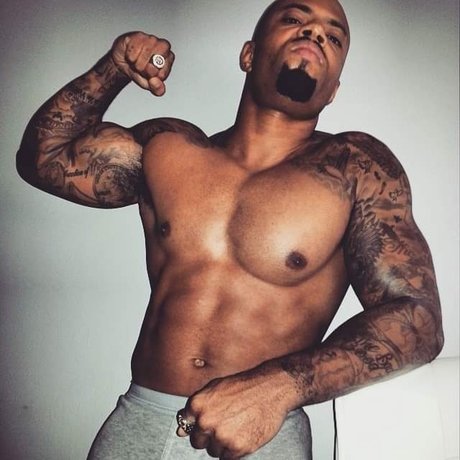 Photo nue de fuite OnlyFans de Pretty Dck Mcjoy