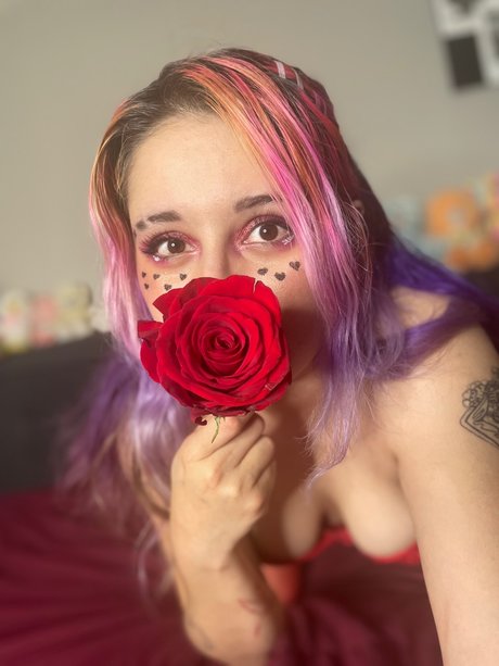 Mona Flowers Free
