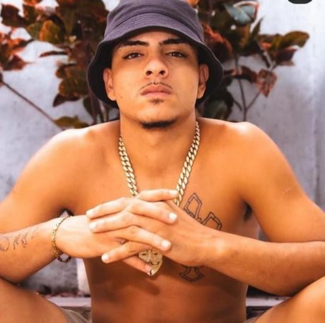 Photo nue de fuite OnlyFans de Mlk Edu