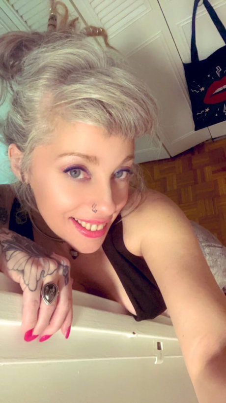 Photo nue de fuite OnlyFans de Muffy Slayer