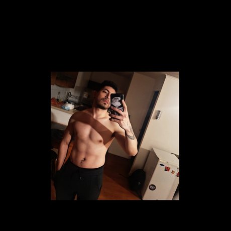Photo nue de fuite OnlyFans de Javir Venegas