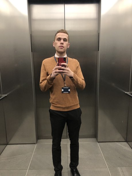 Photo nue de fuite OnlyFans de Alexander