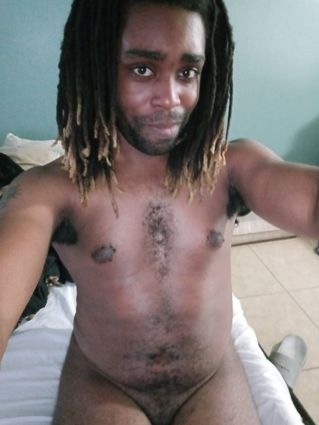 Photo nue de fuite OnlyFans de Dontae Hitachiin