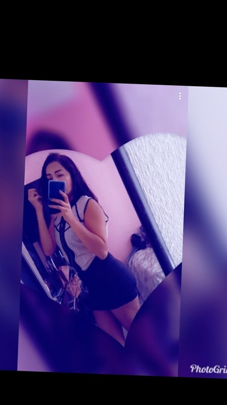 Photo nue de fuite OnlyFans de Esme Vg