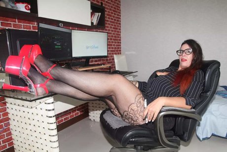 Photo nue de fuite OnlyFans de Mistress Vegas