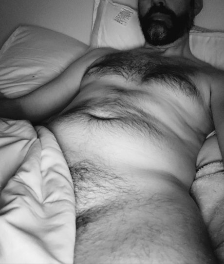 Photo nue de fuite OnlyFans de Graying Dadbod