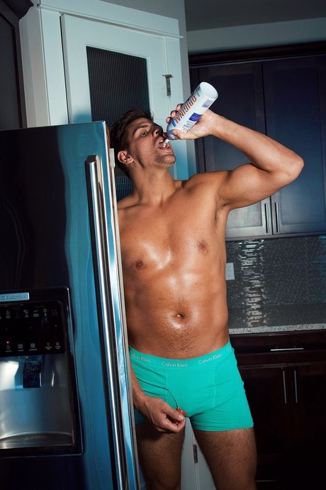 Photo nue de fuite OnlyFans de Fessy