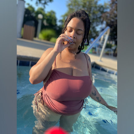 Photo nue de fuite OnlyFans de Sylvia Half Fans