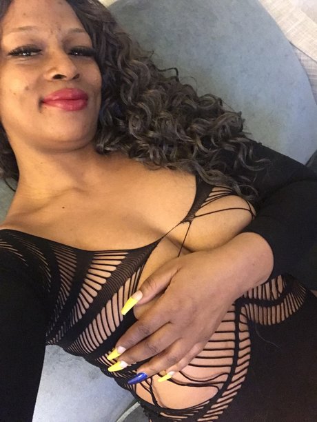 Photo nue de fuite OnlyFans de Mscali69