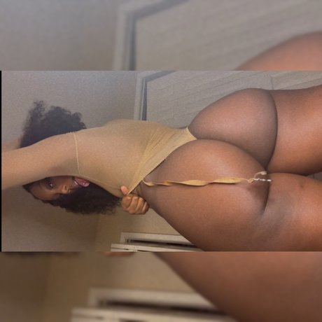Photo nue de fuite OnlyFans de Msb 