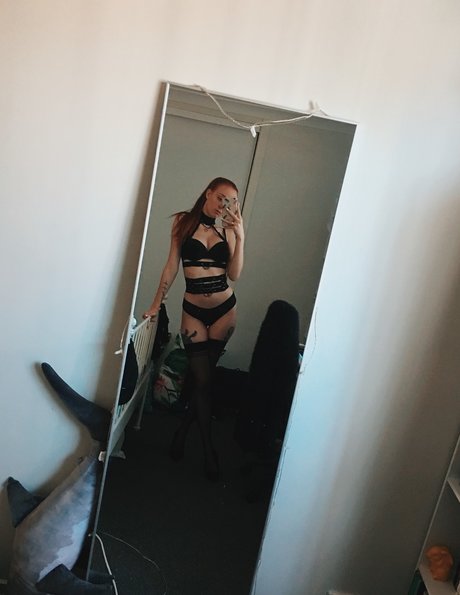 Photo nue de fuite OnlyFans de Ginger