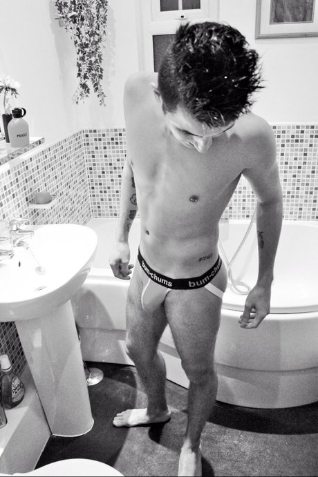 Photo nue de fuite OnlyFans de Dean Duckmanton
