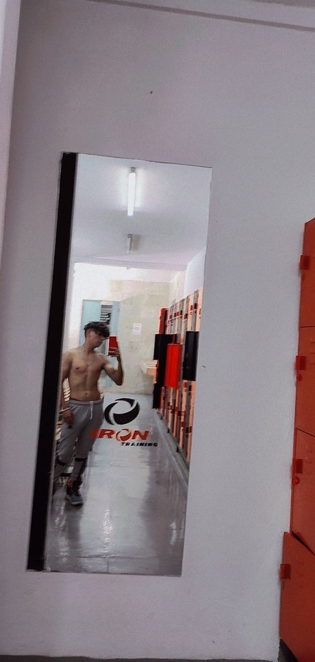 Photo nue de fuite OnlyFans de Josefrancisco