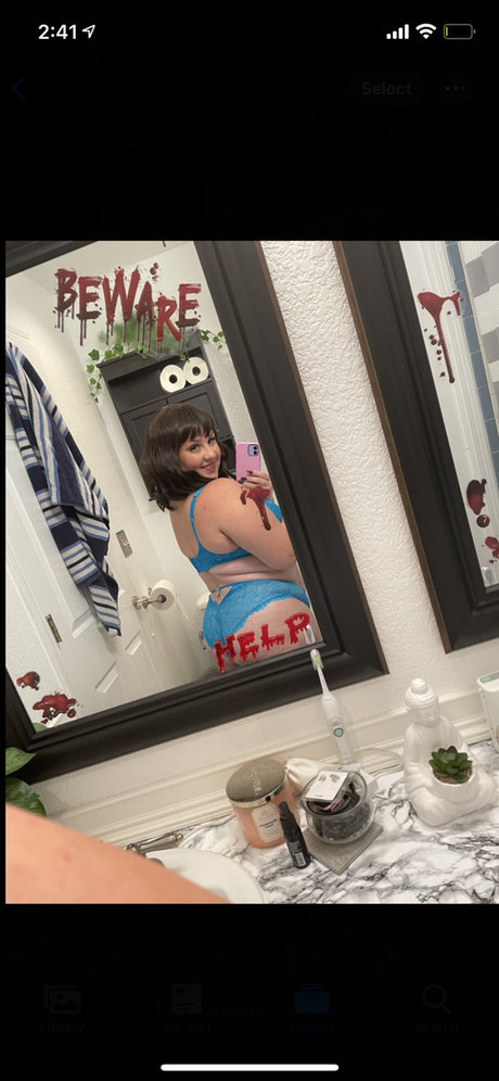 Photo nue de fuite OnlyFans de Lola