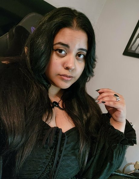 Photo nue de fuite OnlyFans de Adriivy