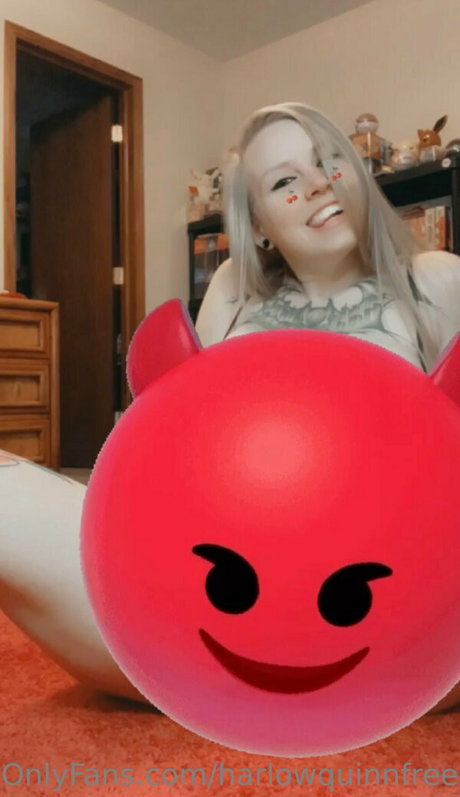 Photo nue de fuite OnlyFans de Harlowquinnfree