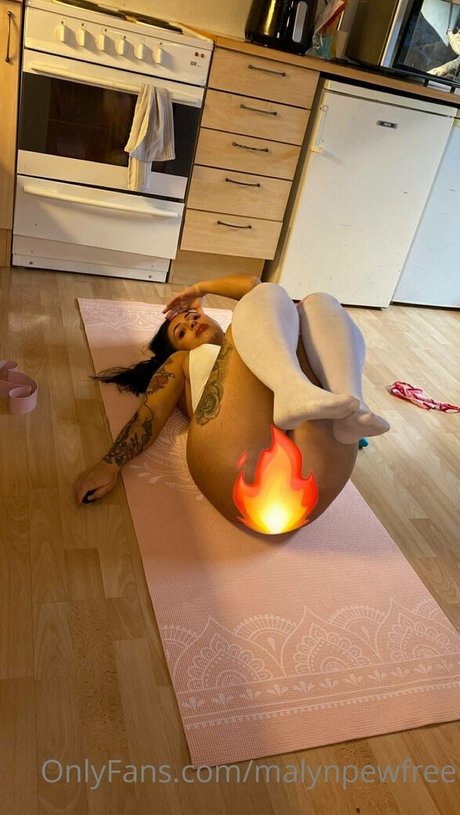 Photo nue de fuite OnlyFans de Malynpewfree