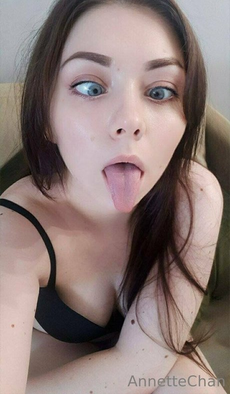 Photo nue de fuite OnlyFans de Annettechan