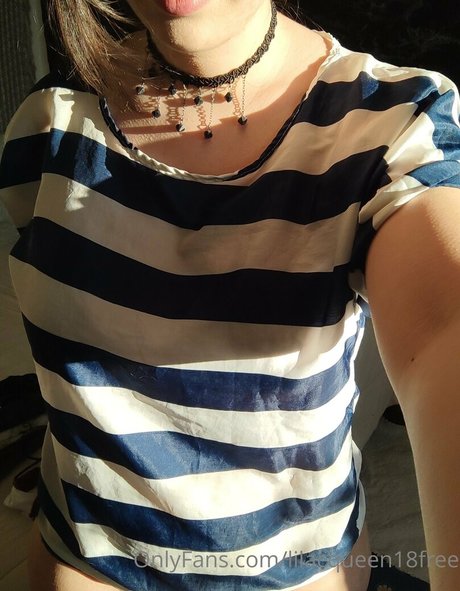 Photo nue de fuite OnlyFans de Lilacqueen18free