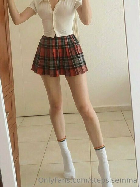 Photo nue de fuite OnlyFans de Stepsisteremma