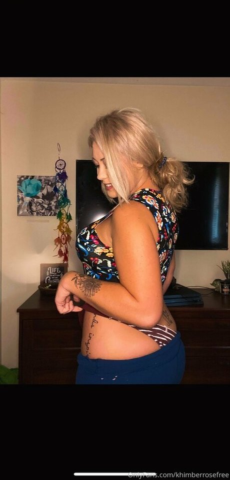 Photo nue de fuite OnlyFans de Khimberrosefree