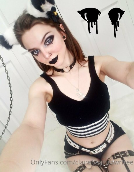 Clairebearrawrfree