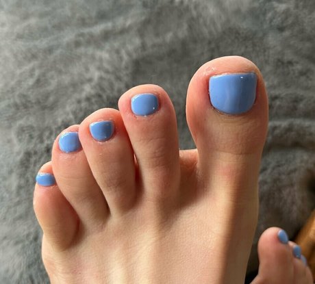 Cutefeetyfeet