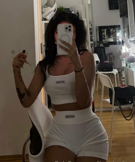 Photo nue de fuite OnlyFans de Limakpfree