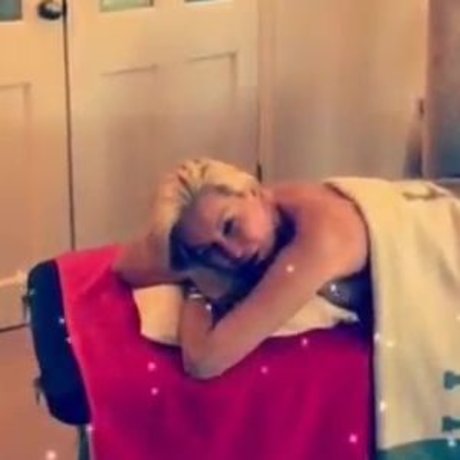 Photo nue de fuite OnlyFans de Denise Van Outen