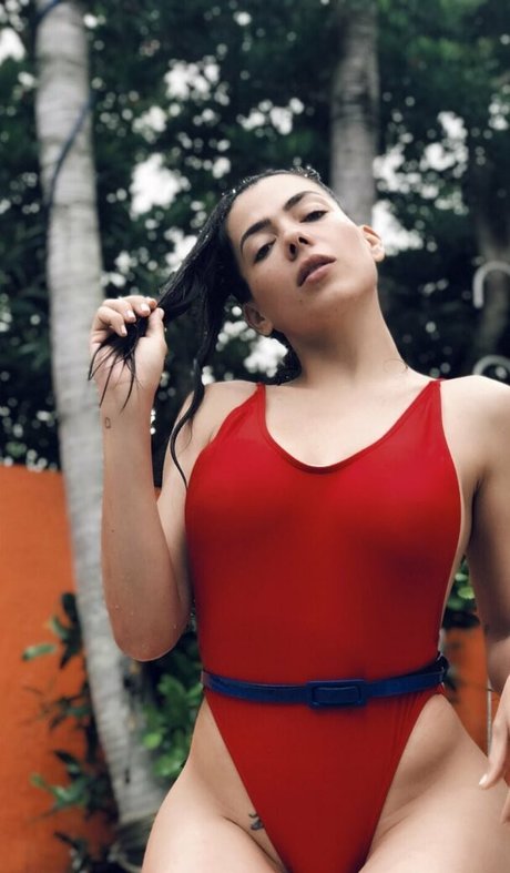 Photo nue de fuite OnlyFans de Danellaurbaytv