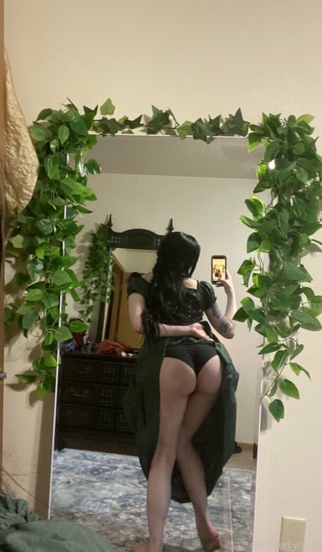 Photo nue de fuite OnlyFans de Estherlynnriefree