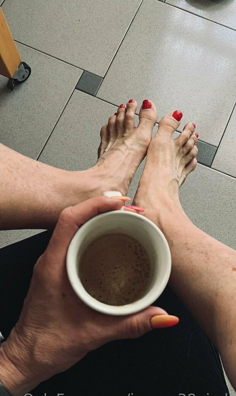 Photo nue de fuite OnlyFans de Jenny38piedi