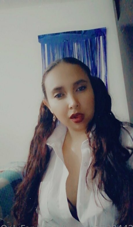 Photo nue de fuite OnlyFans de Tatarica
