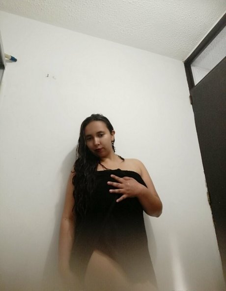 Photo nue de fuite OnlyFans de Tatarica