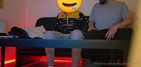 Photo nue de fuite OnlyFans de Antogoeshunting