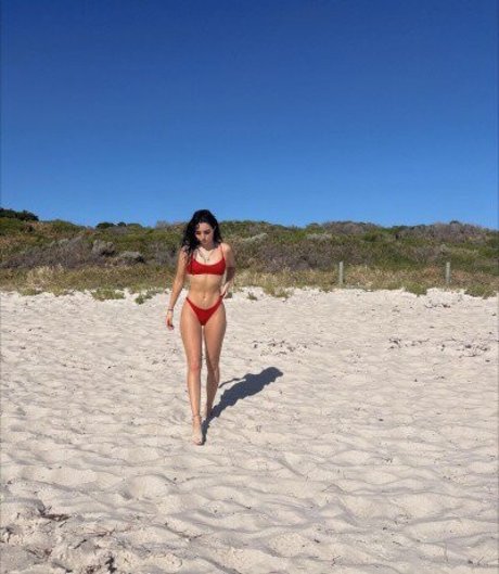 Photo nue de fuite OnlyFans de Indiana Massara