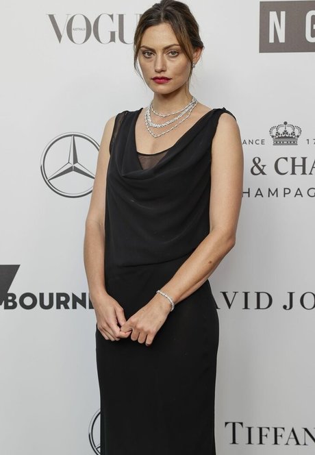 Phoebe Tonkin