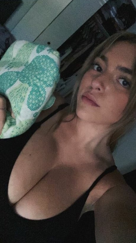Photo nue de fuite OnlyFans de Sierra Bellingar