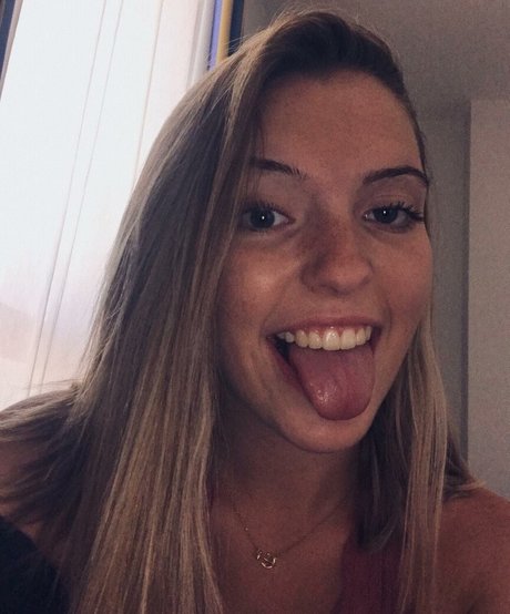 Photo nue de fuite OnlyFans de Sierra Bellingar
