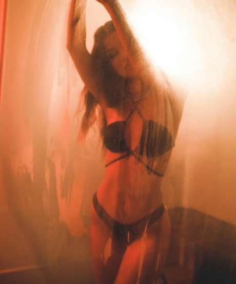 Photo nue de fuite OnlyFans de Tiliaoficial