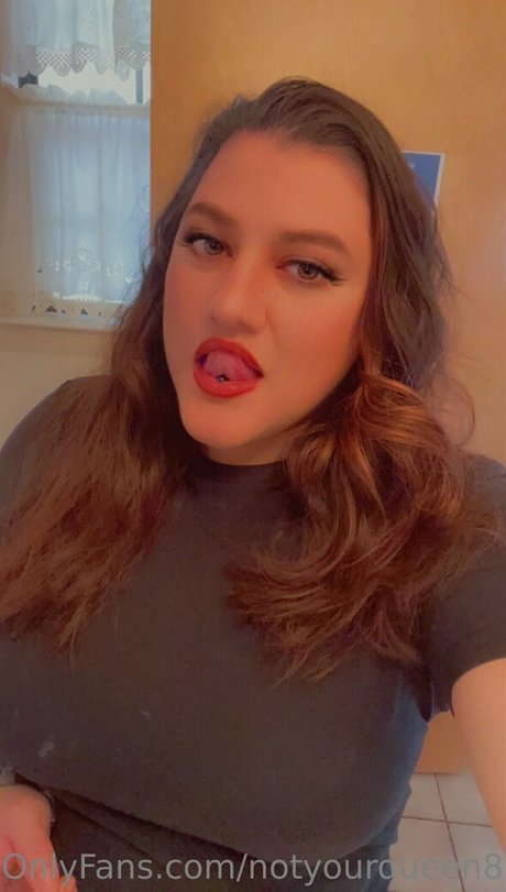 Photo nue de fuite OnlyFans de Notyourqueen86