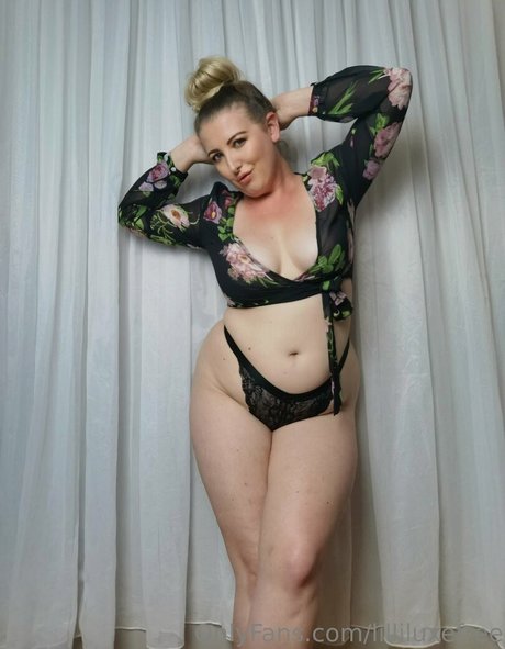 Photo nue de fuite OnlyFans de Lilliluxefree