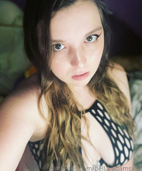 Photo nue de fuite OnlyFans de Bellaadamsxxx