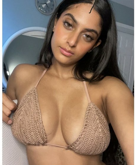 Photo nue de fuite OnlyFans de Happy Barot