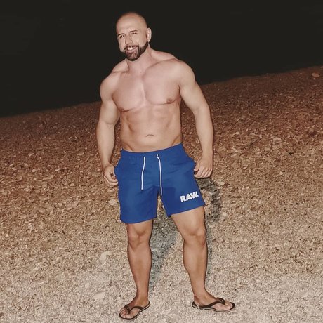 Photo nue de fuite OnlyFans de Muscdaddyxl