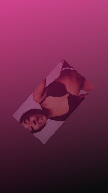 Photo nue de fuite OnlyFans de Mulan